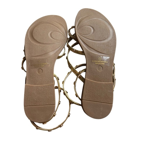 Fashion Nova Gold Studded Gladiator Sandals - Size 9 Strappy Flat Summer Shoes - Picture 5 of 6